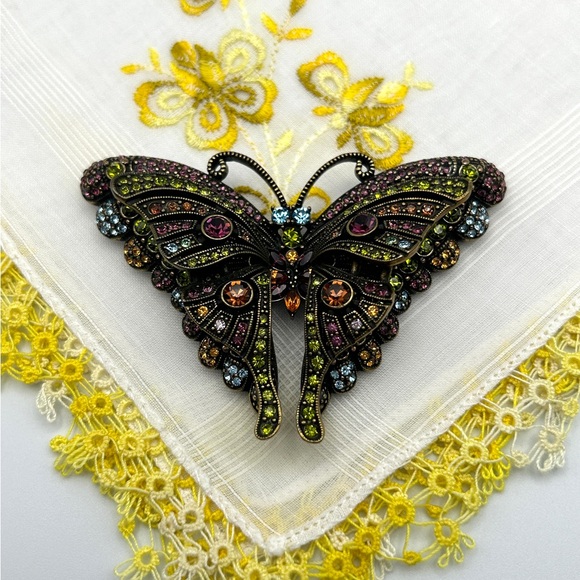 GORGEOUS Vintage Heidi Daus Butterfly Brooch EUC - Picture 4 of 14